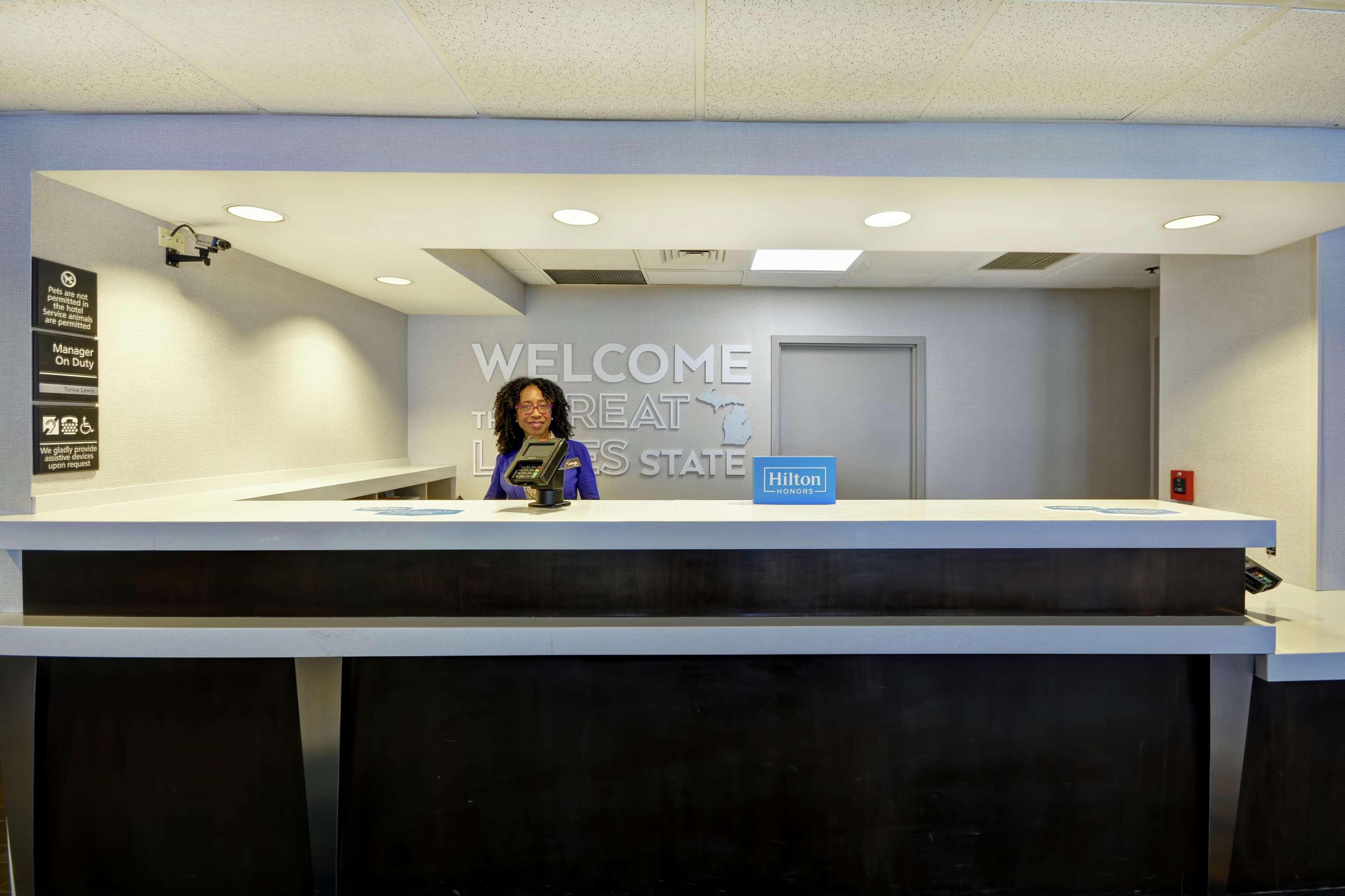 Hampton Inn Detroit Madison Heights South Troy Exterior foto