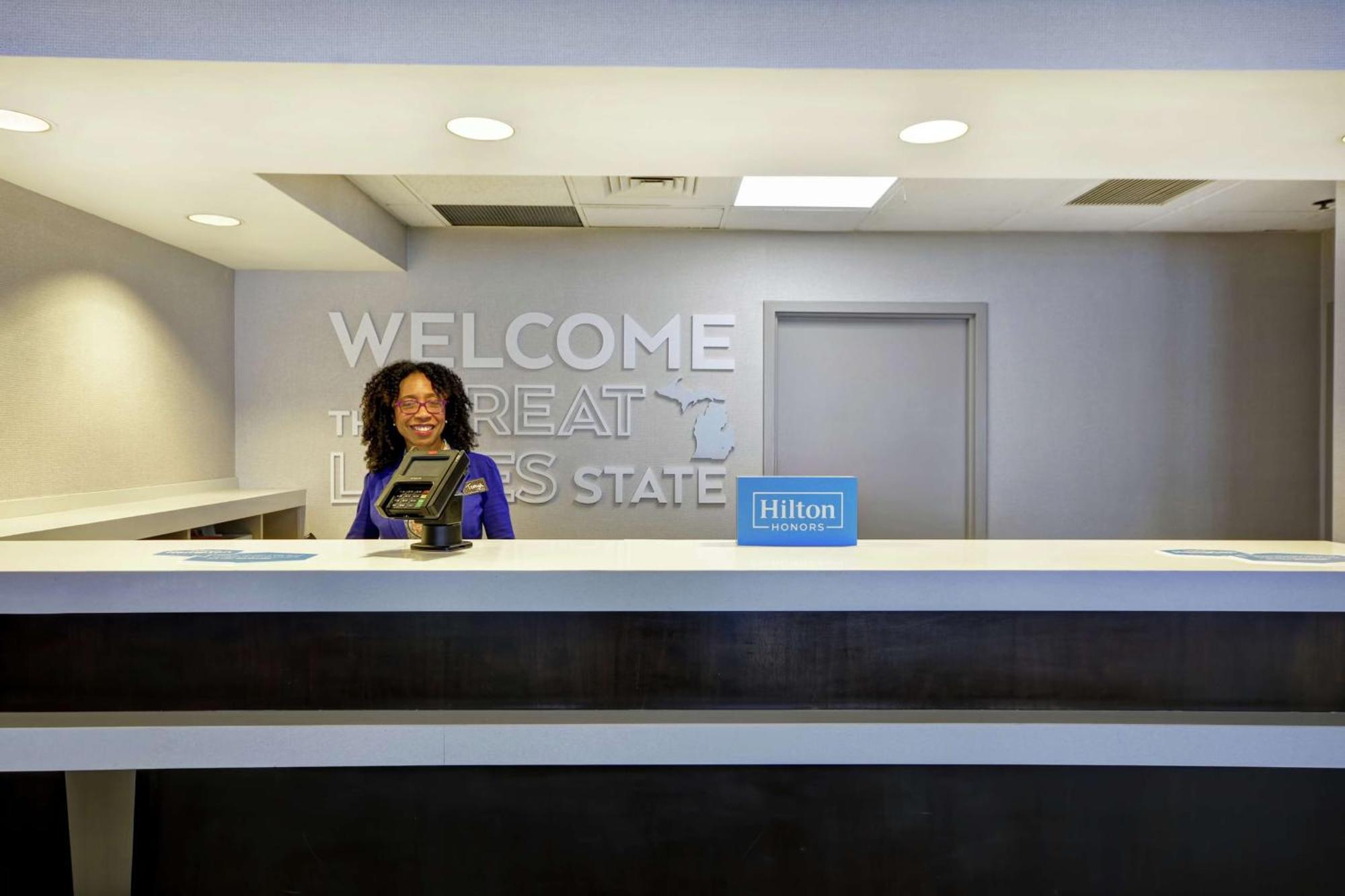 Hampton Inn Detroit Madison Heights South Troy Exterior foto