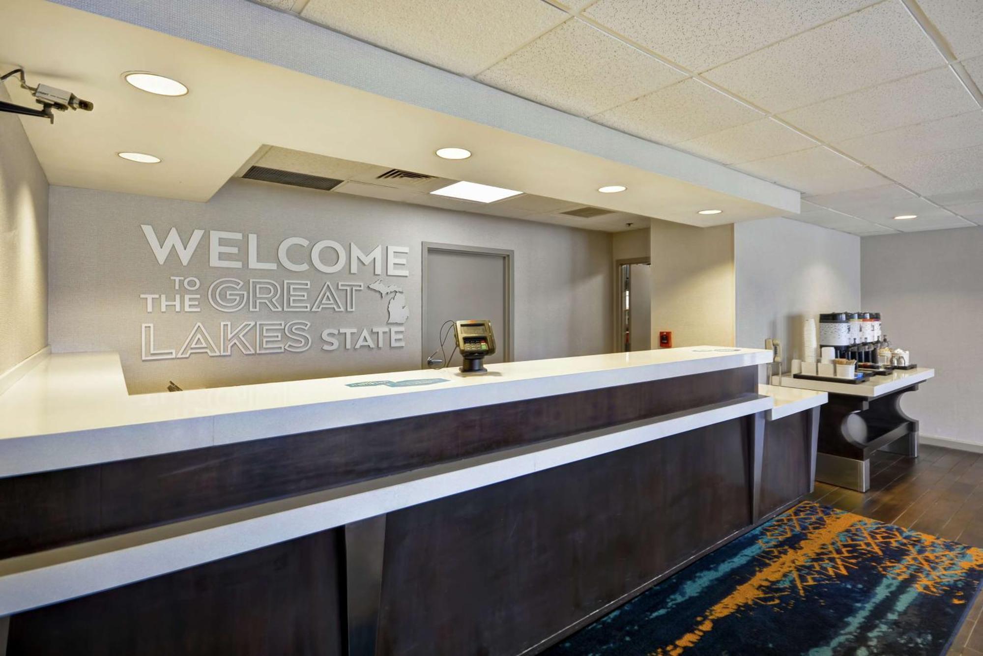 Hampton Inn Detroit Madison Heights South Troy Exterior foto